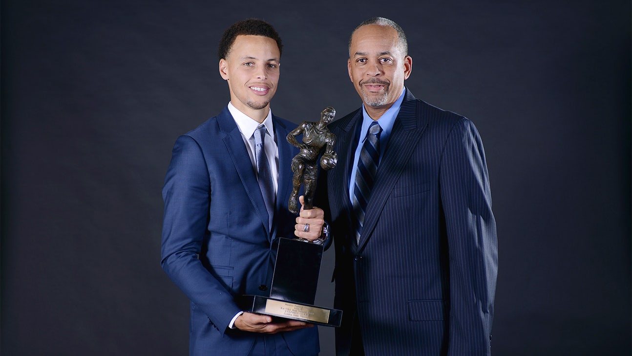 Incredible troll job: Hornets honoring Curry when Warriors are in town