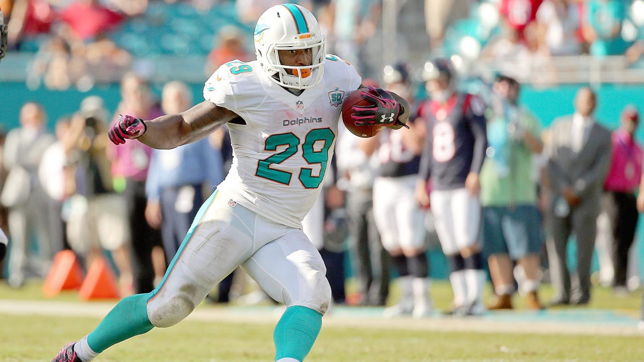 Jaguars add running back Jonas Gray