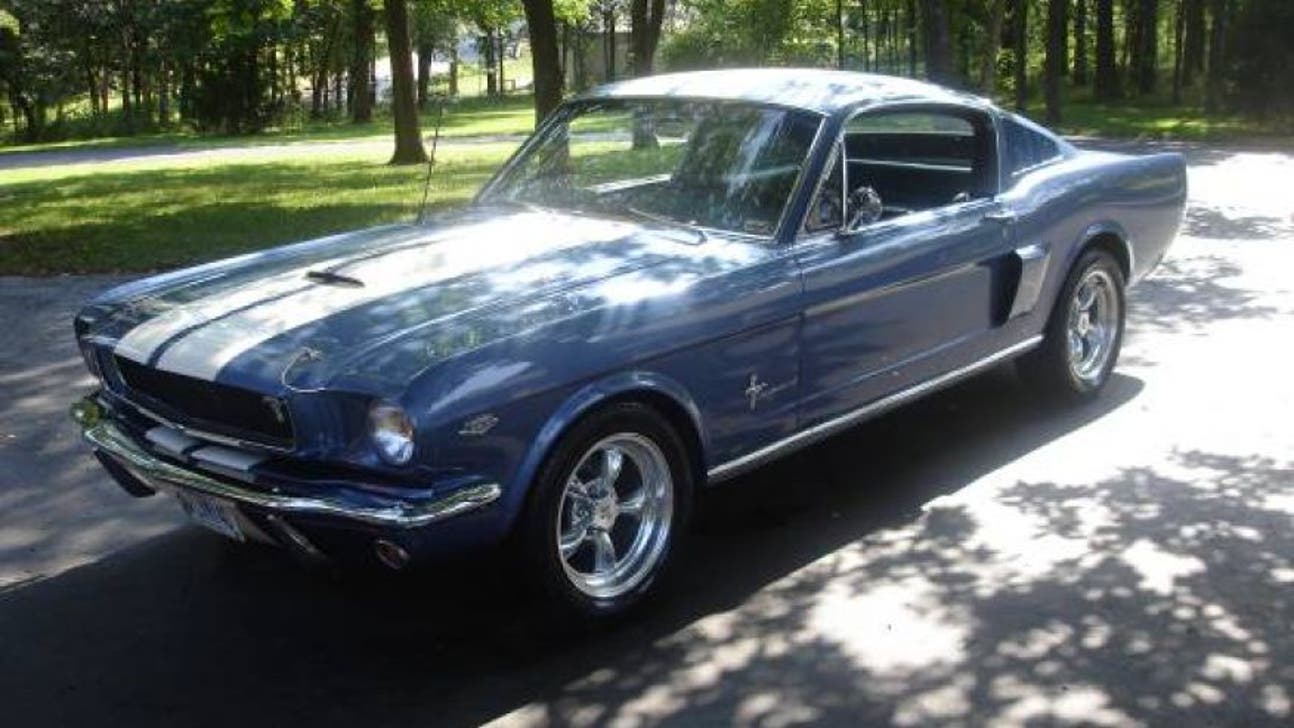 Diehard Royals fan ready to trade Mustang for World Series tickets