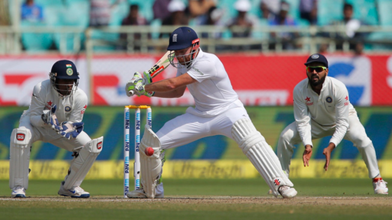 England 191-6 at lunch on day 3 of 2nd test vs. India