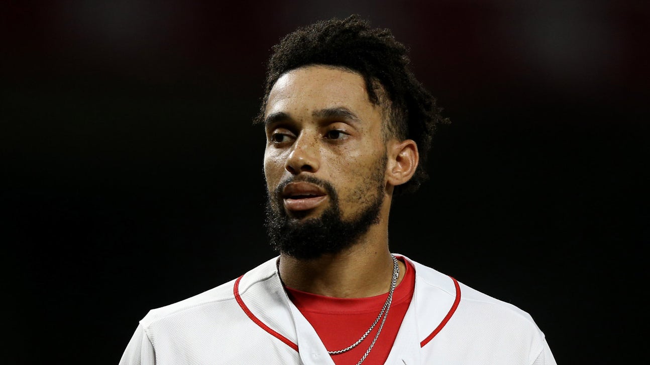 Billy Hamilton signs with Royals