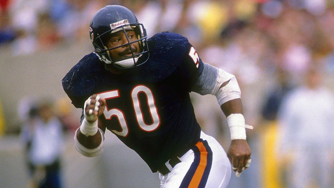 Singletary: I read the Bible with Walter Payton every day while sick