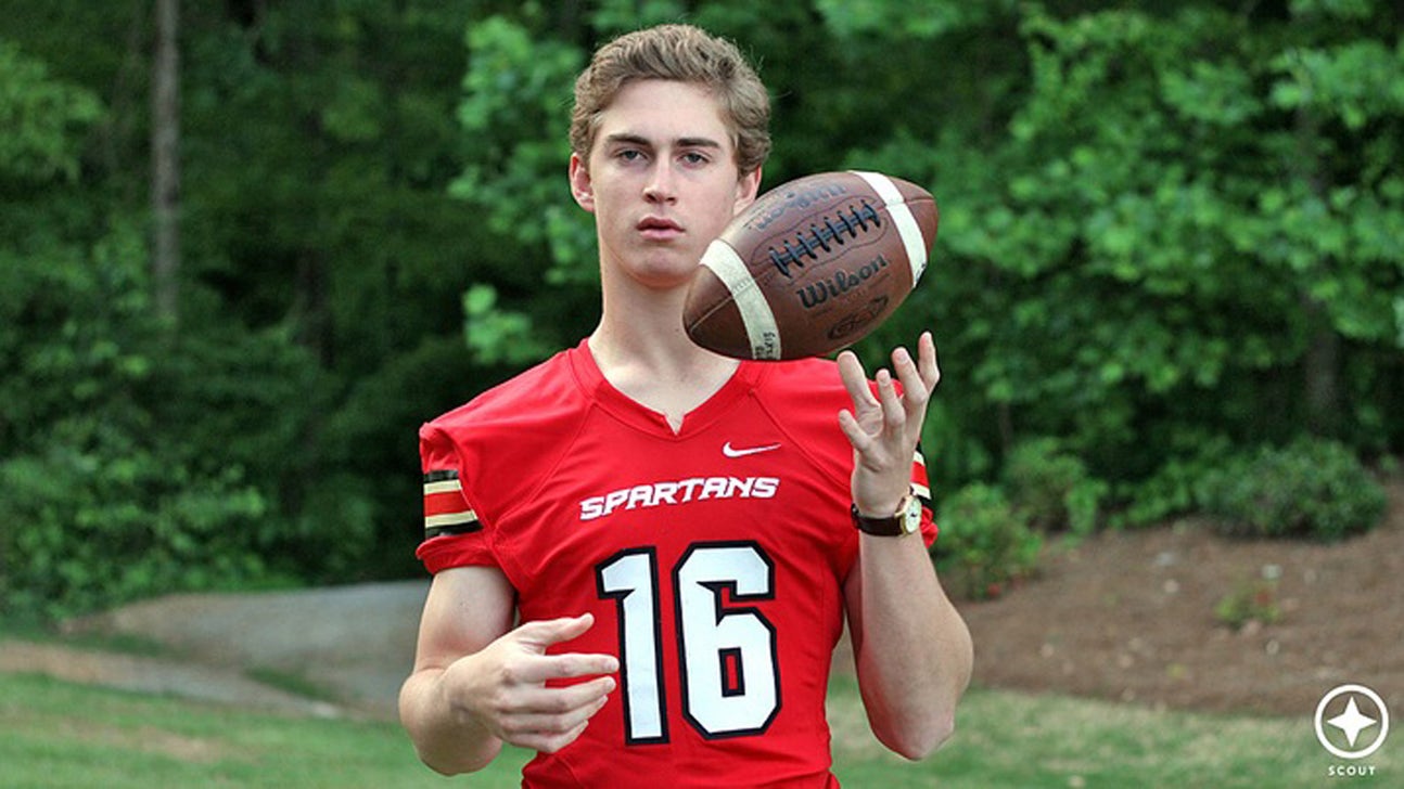 West Virginia targets pair of QBs for 2017 recruiting class