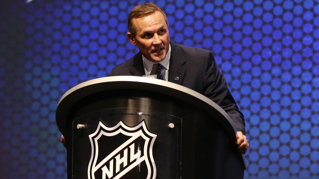 Lightning's Steve Yzerman named finalist for GM of the Year Award