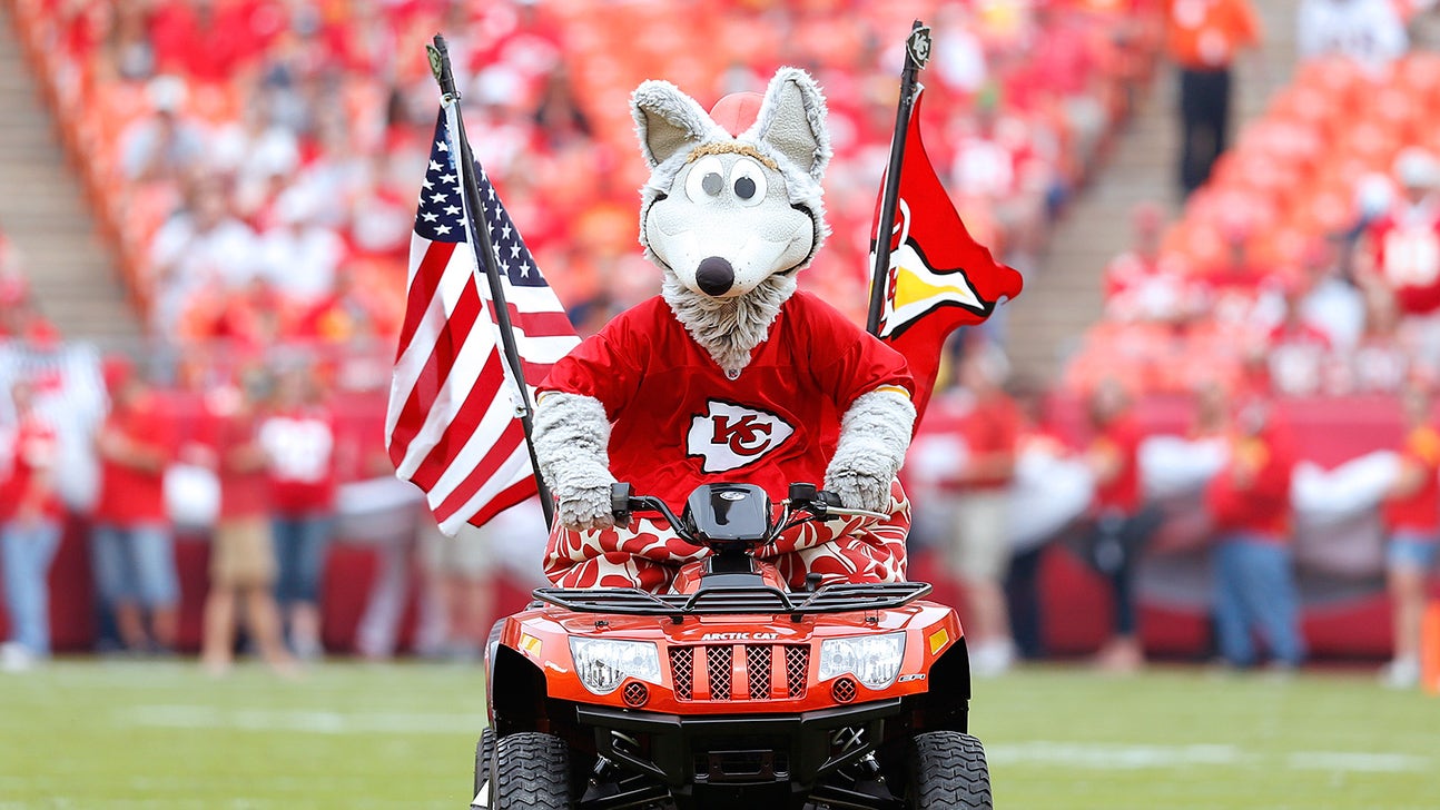 Chiefs' mascot reaches settlement over injury during zip line stunt