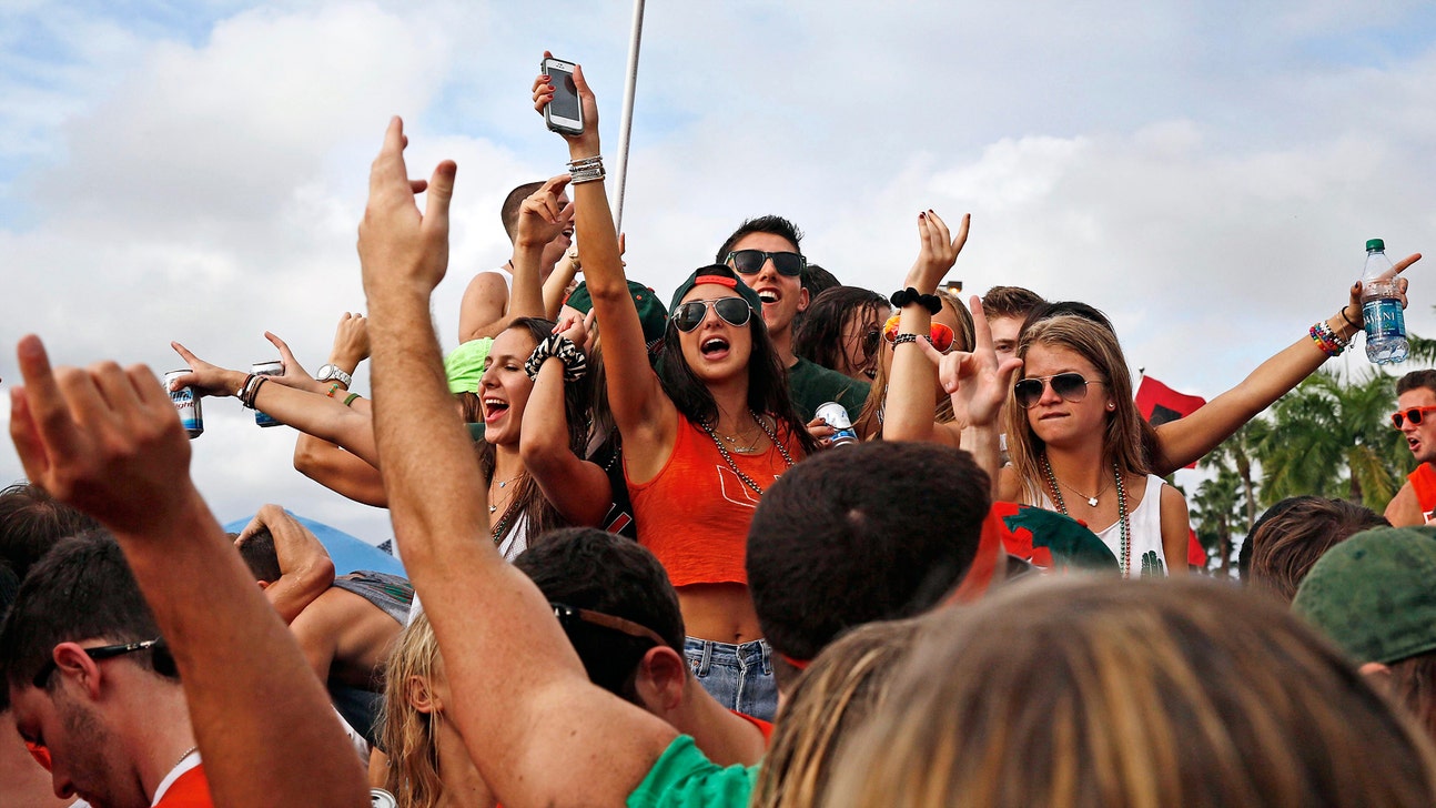 Hurricanes walk-on Evans causing a storm in the weight room
