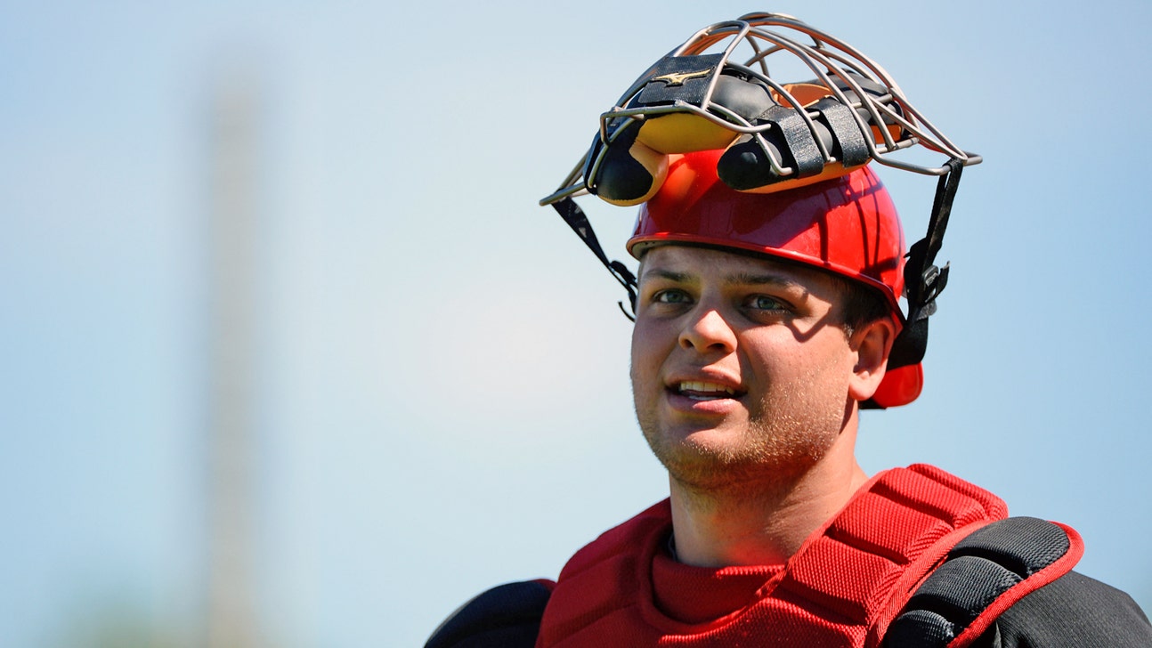 Reds considering a new position for Mesoraco