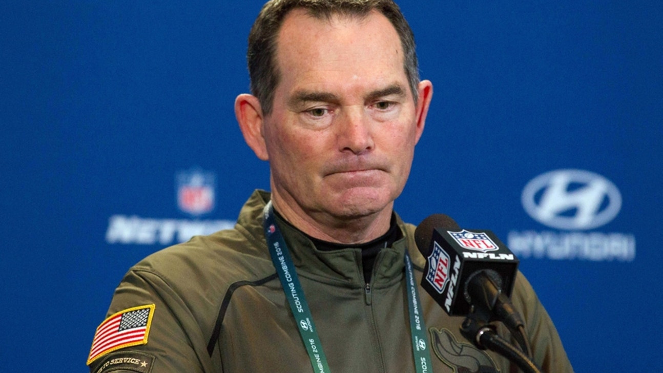 Mike Zimmer sets the record straight on stuffed animal incident