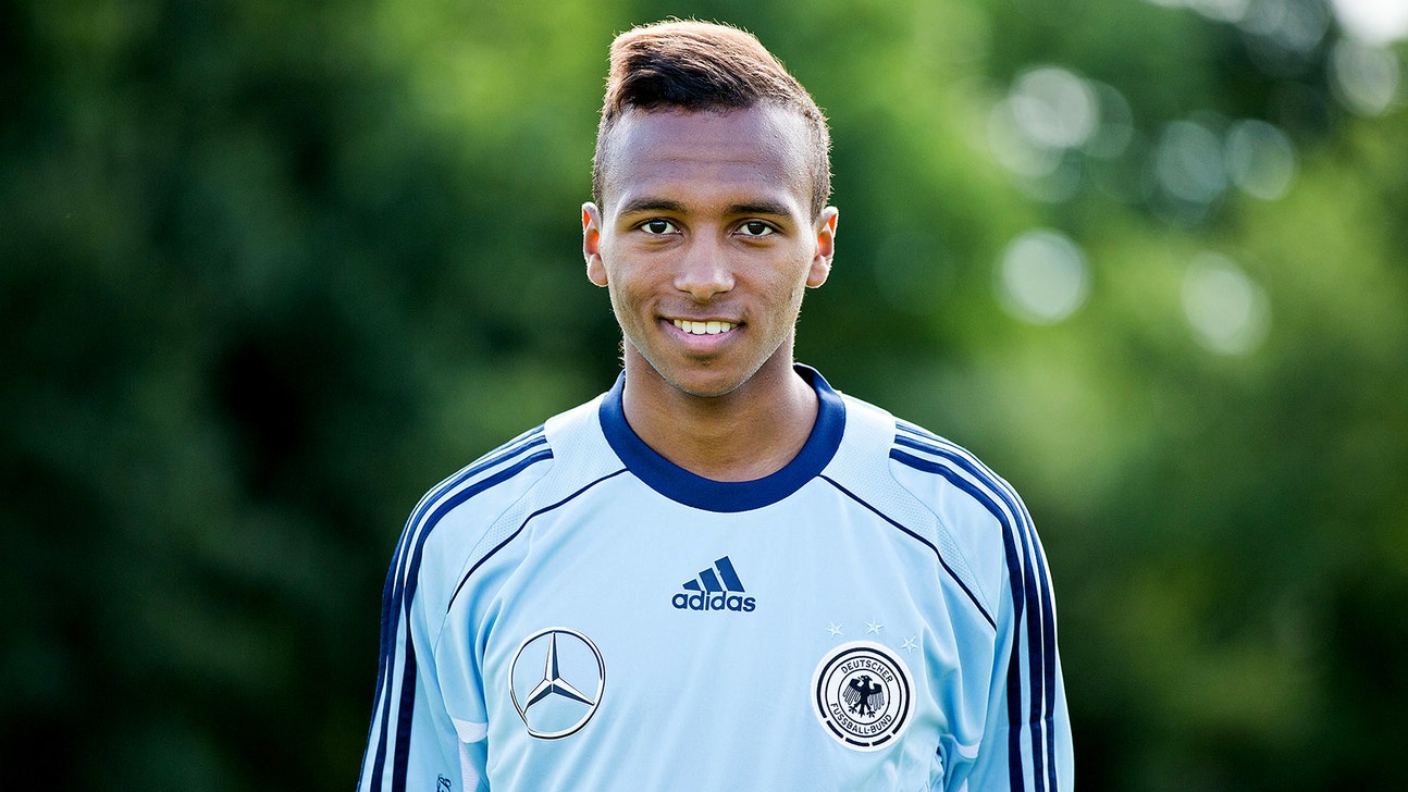 FIFA approves Julian Green's switch to US from Germany