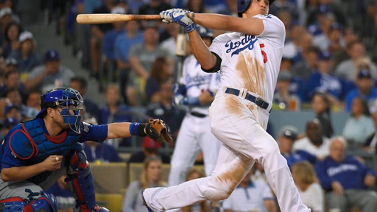 Seager becomes latest Dodger honored as Rookie of the Year