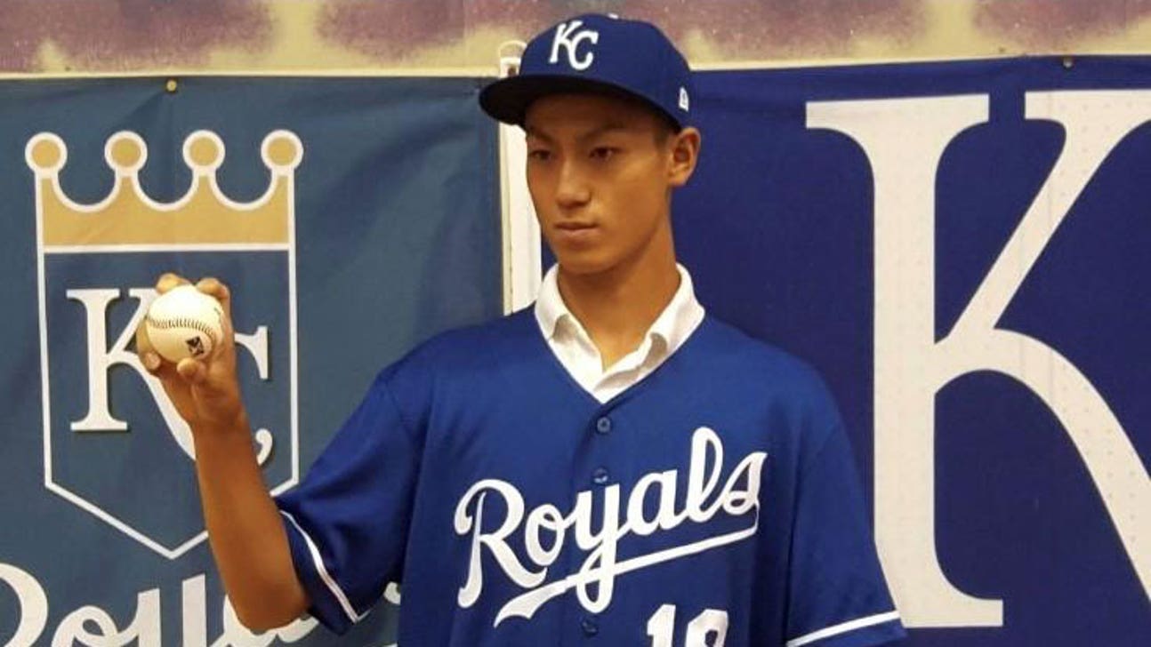 Royals sign youngest player ever from Japan, pitcher Kaito Yuki