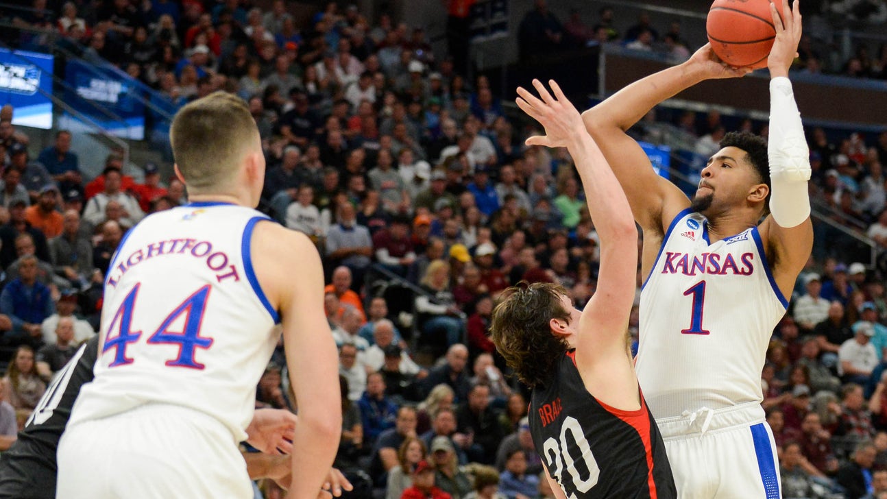 Lawson leads Jayhawks to customary opening-round win