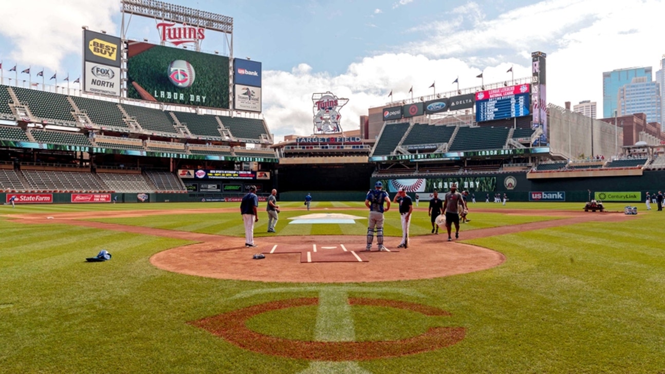 Minnesota Twins History: Injunction Orders Team to Play 2002 Season
