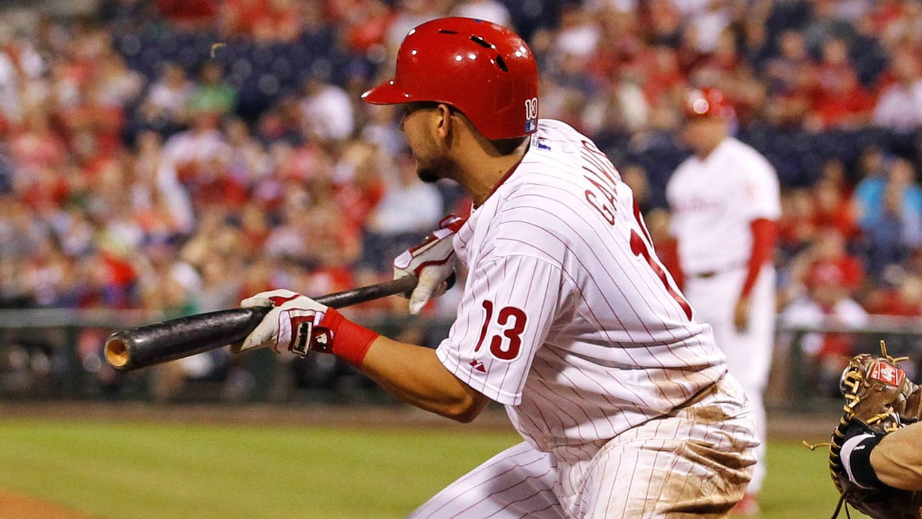 Phillies' Freddy Galvis drops the most beautiful drag bunt you'll ever see (VIDEO)