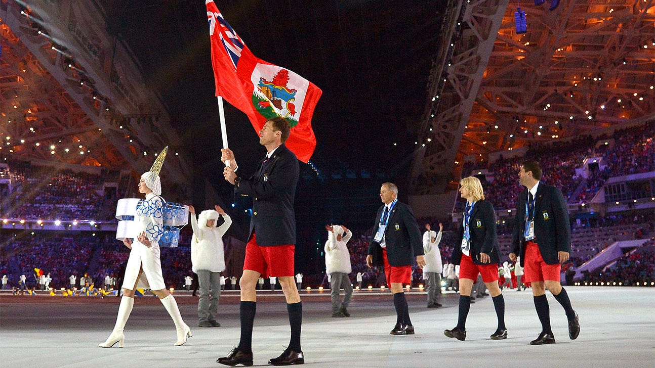 Team Bermuda wears Bermuda shorts, wins Opening Ceremony