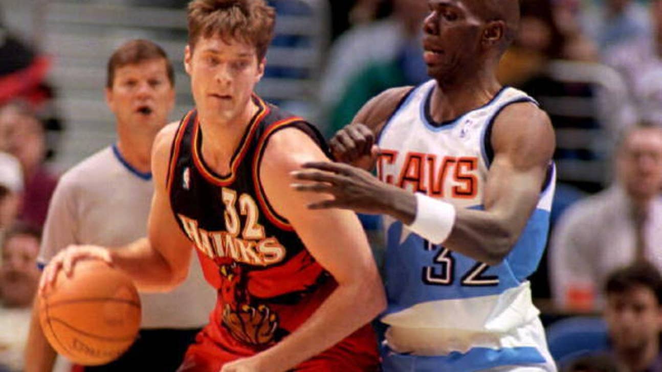 Ex-Cavs player being sued for stealing from grease trap biz