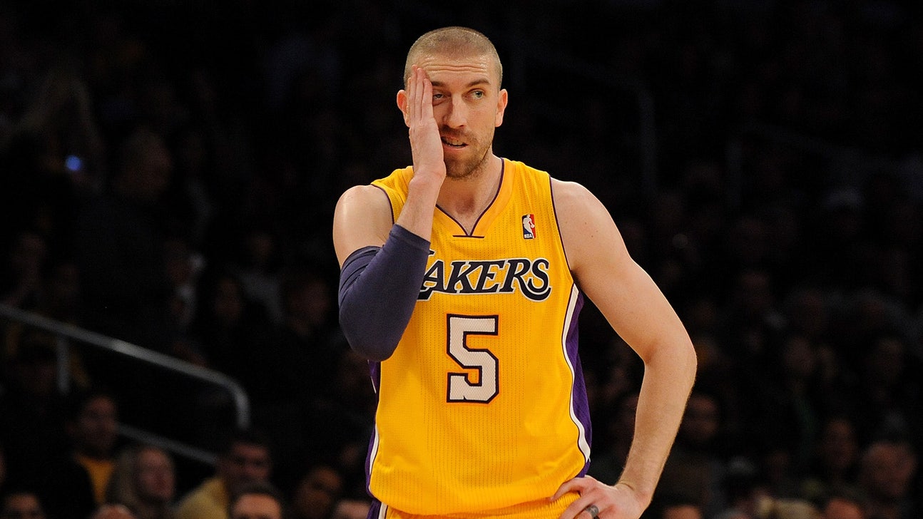 Steve Blake traded before tipoff against Rockets