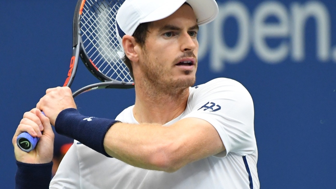 Andy Murray: advances with ease at ATP World Tour Finals