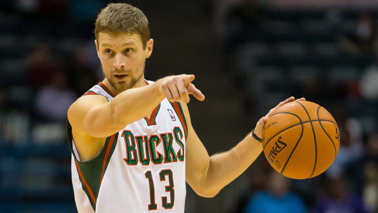 Veteran Luke Ridnour dislikes not playing, knows role is to help younger players
