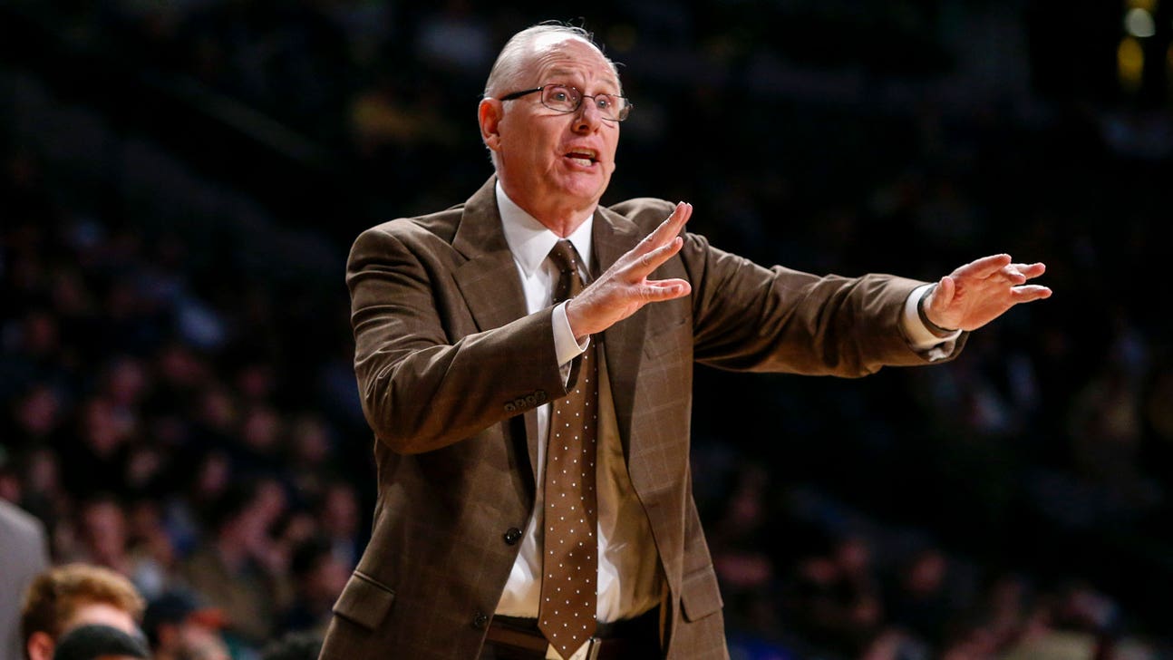 Season Preview: Dewan Hernandez, Hurricanes happy about decision to return for another year before turning pro