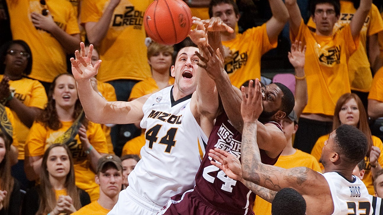 Post steps up for Mizzou in much-needed win