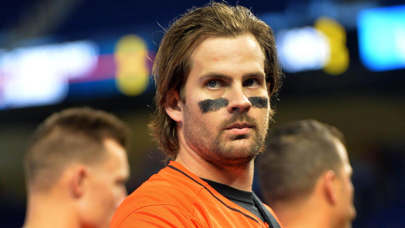 Marlins reliever Aaron Crow living through physical, mental toll of Tommy John rehab