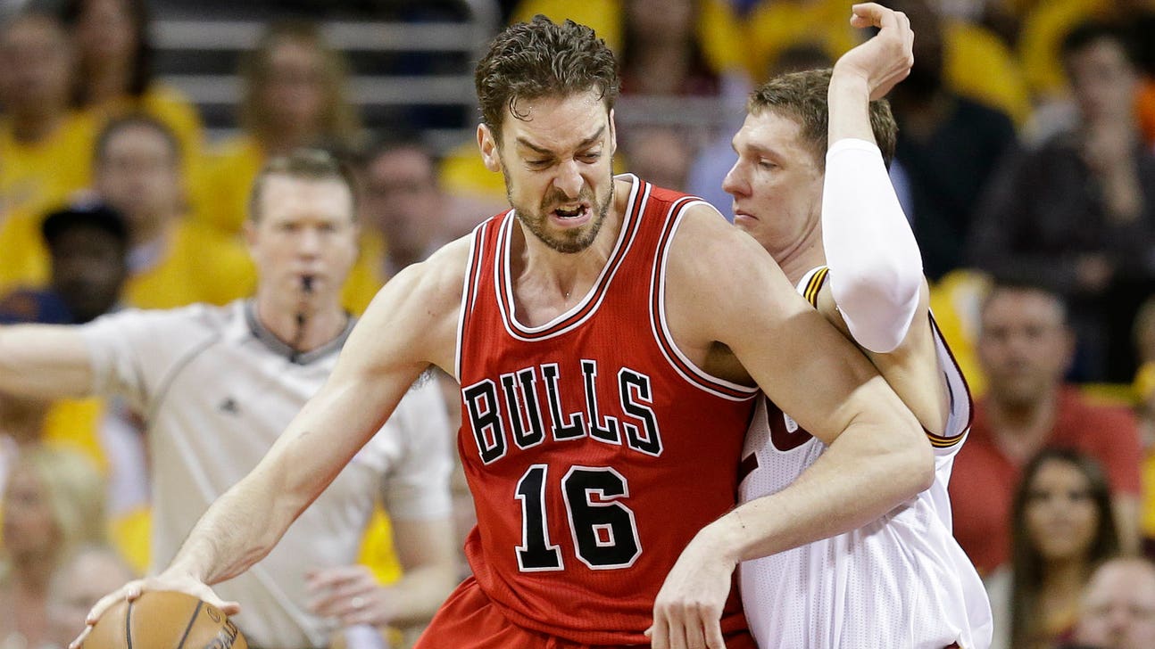 Pau Gasol says it's 'unlikely' he'll be traded, execs aren't so sure