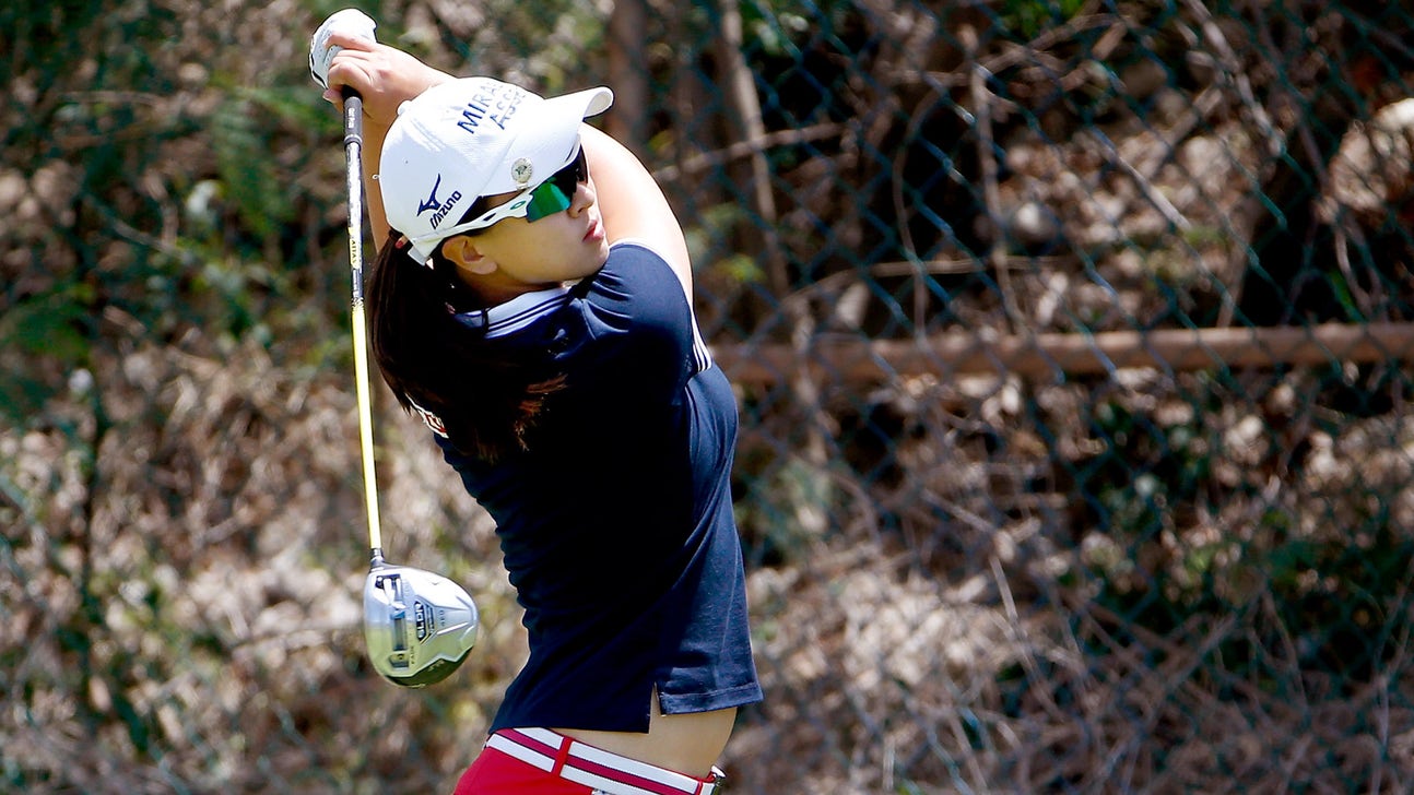 LPGA: Sei Young Kim holes out from fairway to win in Hawaii