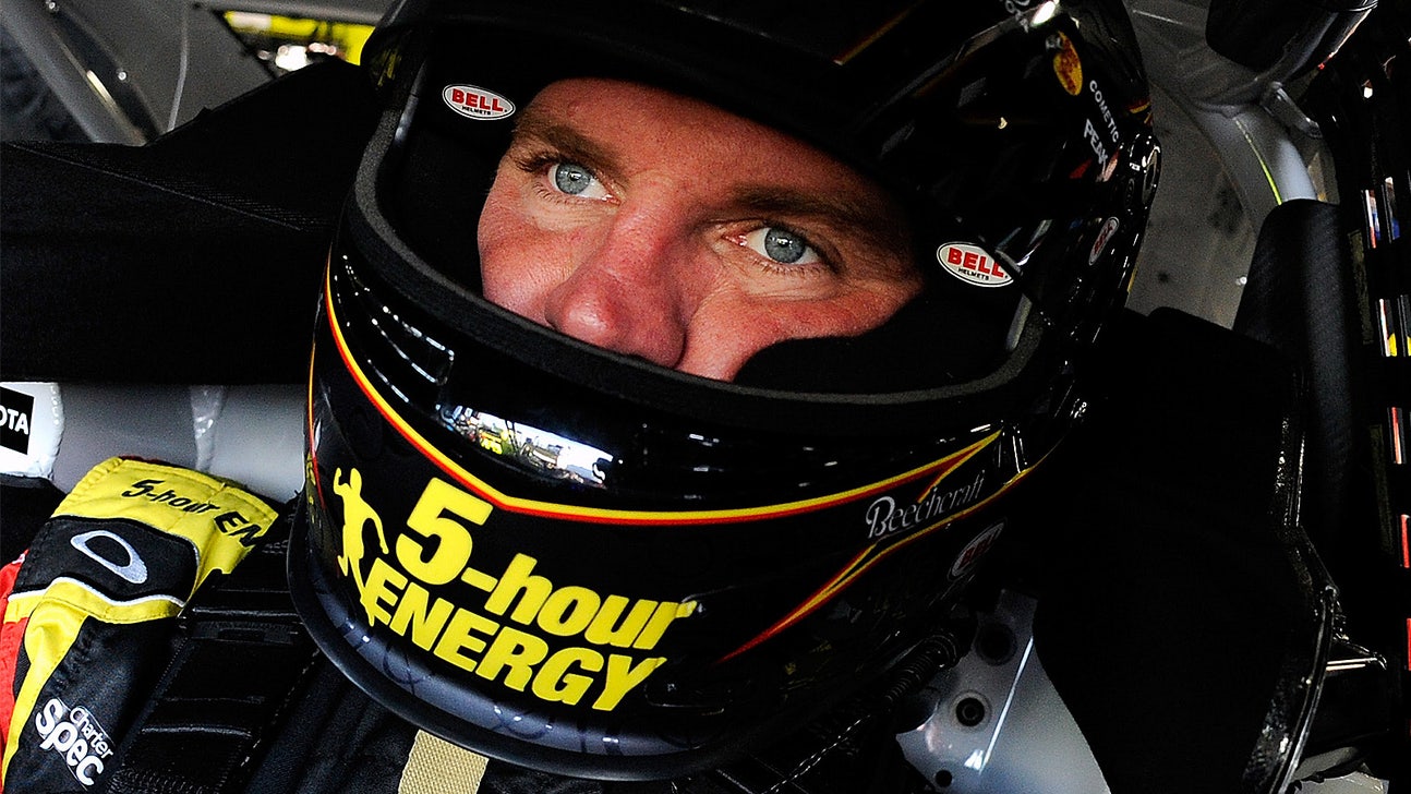 Bowyer announces plans for 2016, before heading to Stewart-Haas
