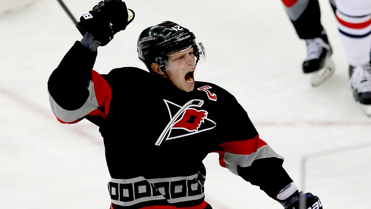 Hurricanes' Eric Staal playing waiting game on contract extension