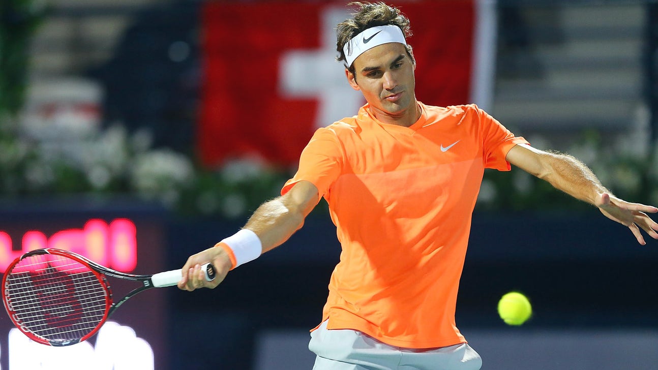 Top-seeded Djokovic to face defending champ Federer in Dubai final