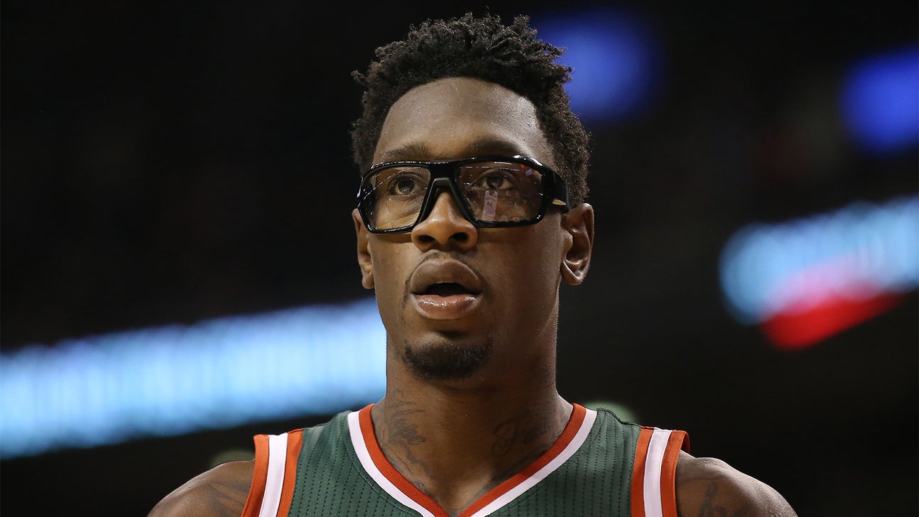 Report: Larry Sanders is playing basketball again...maybe