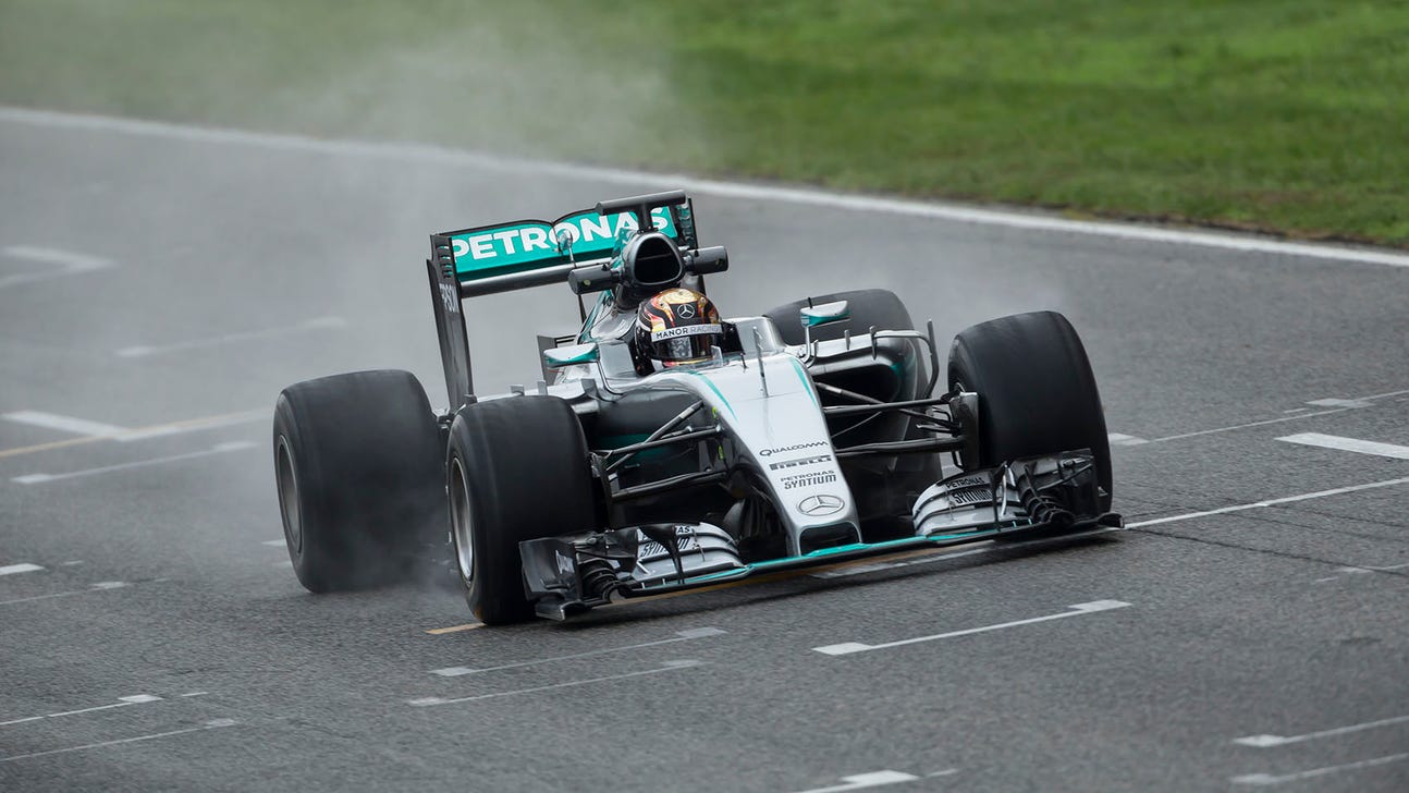 F1 2017 tire test hindered by wet conditions in Spain