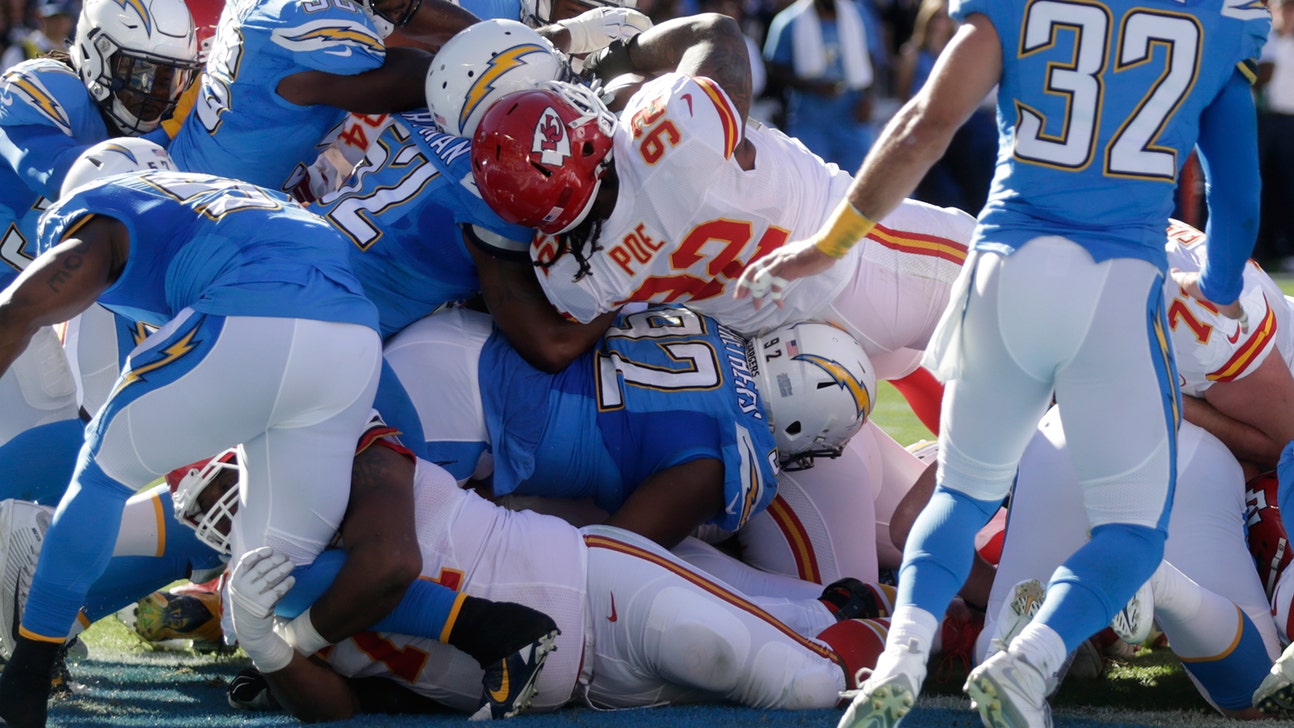 Poe's dive, Houston's pick-six highlight Chiefs' 33-3 romp over Chargers