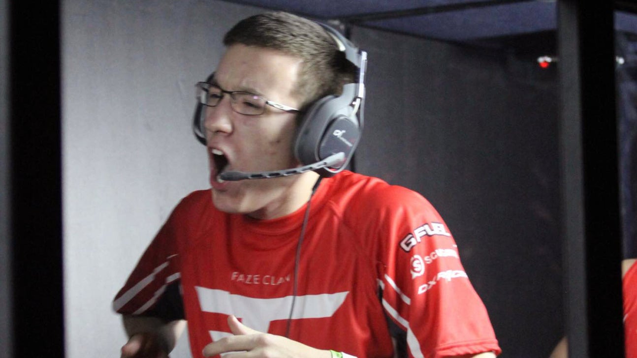 Blood, sweat and cheers: How Aches became G.O.A.T. of 'Call of Duty'