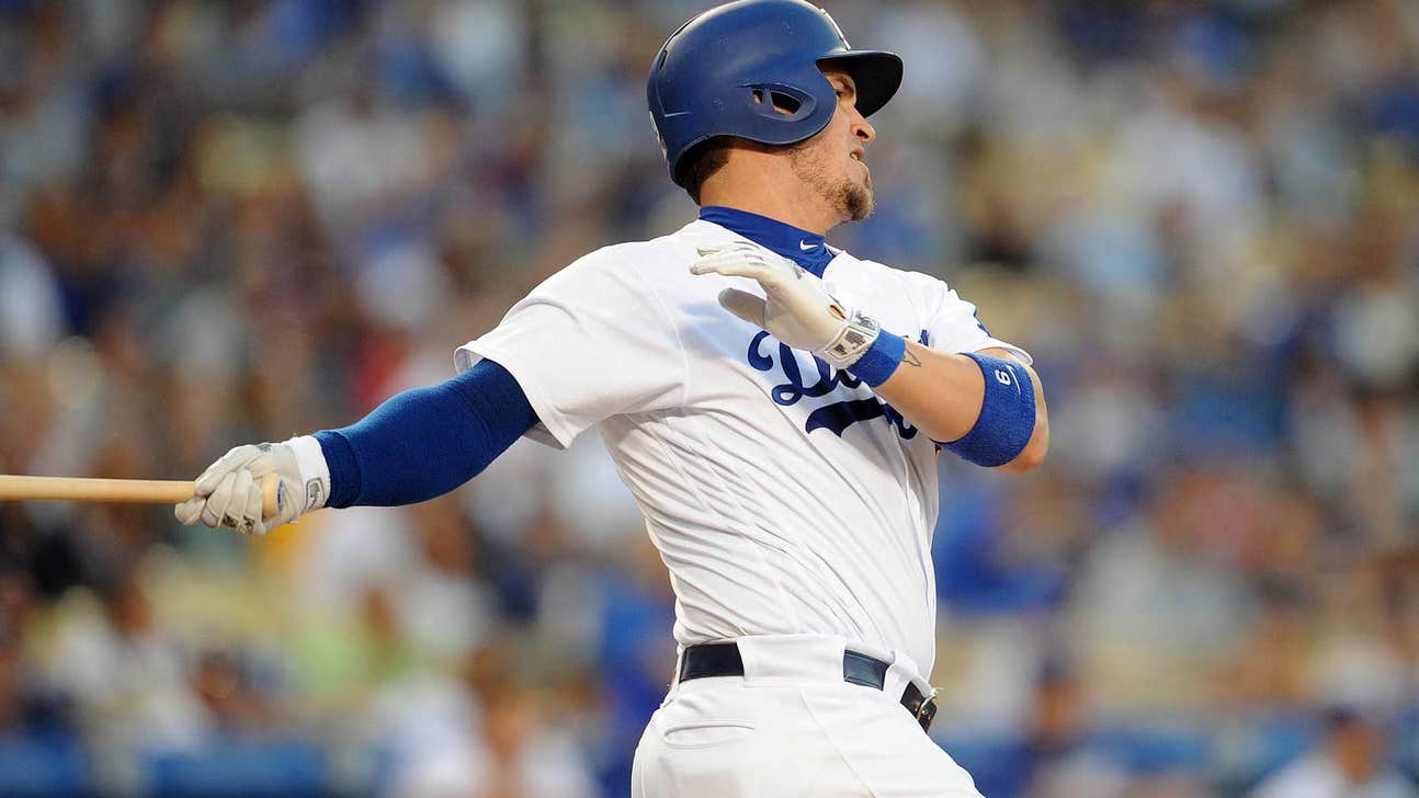 Padres lose to Dodgers 10-6; Norris hurt in collision