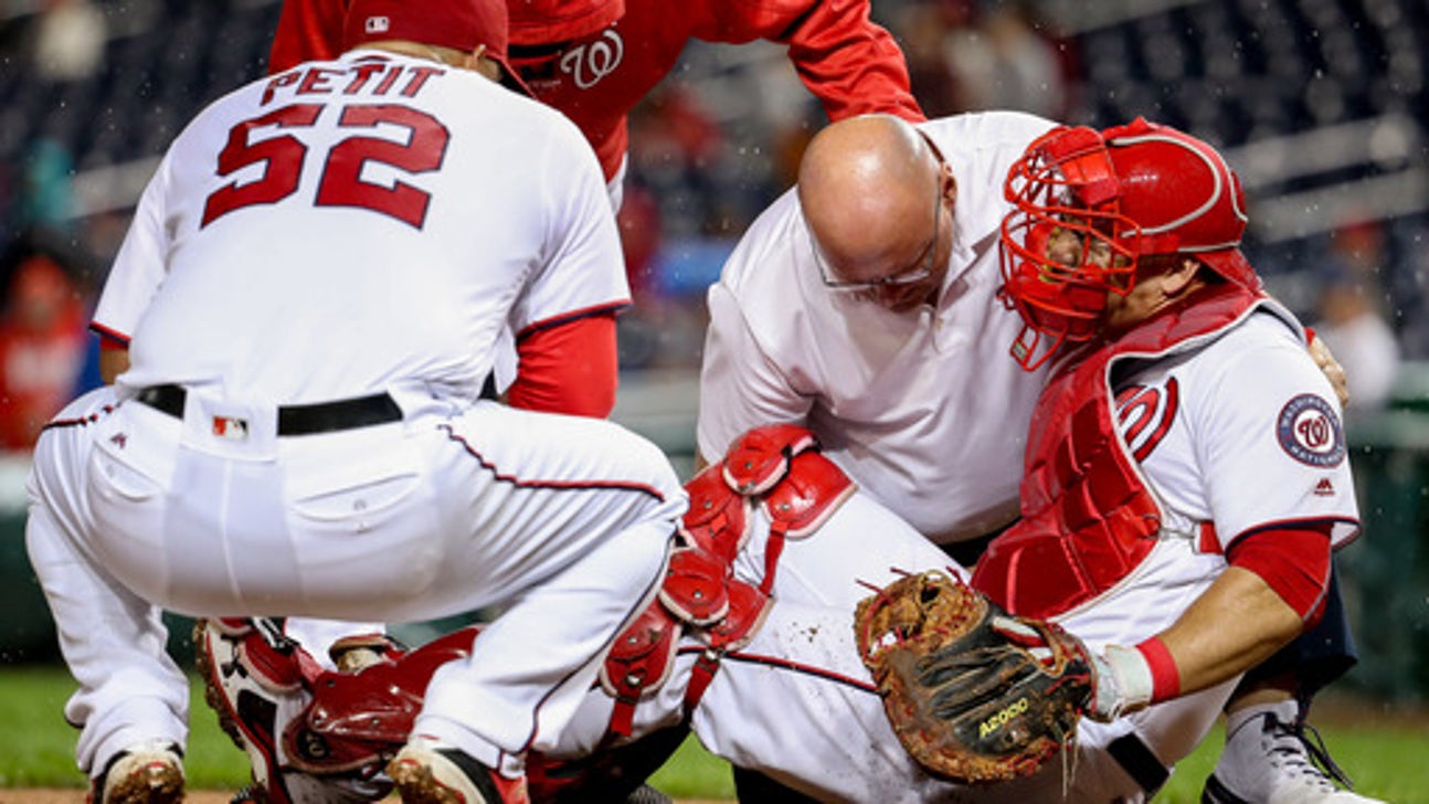 Nationals C Wilson Ramos leaves game with right leg injury