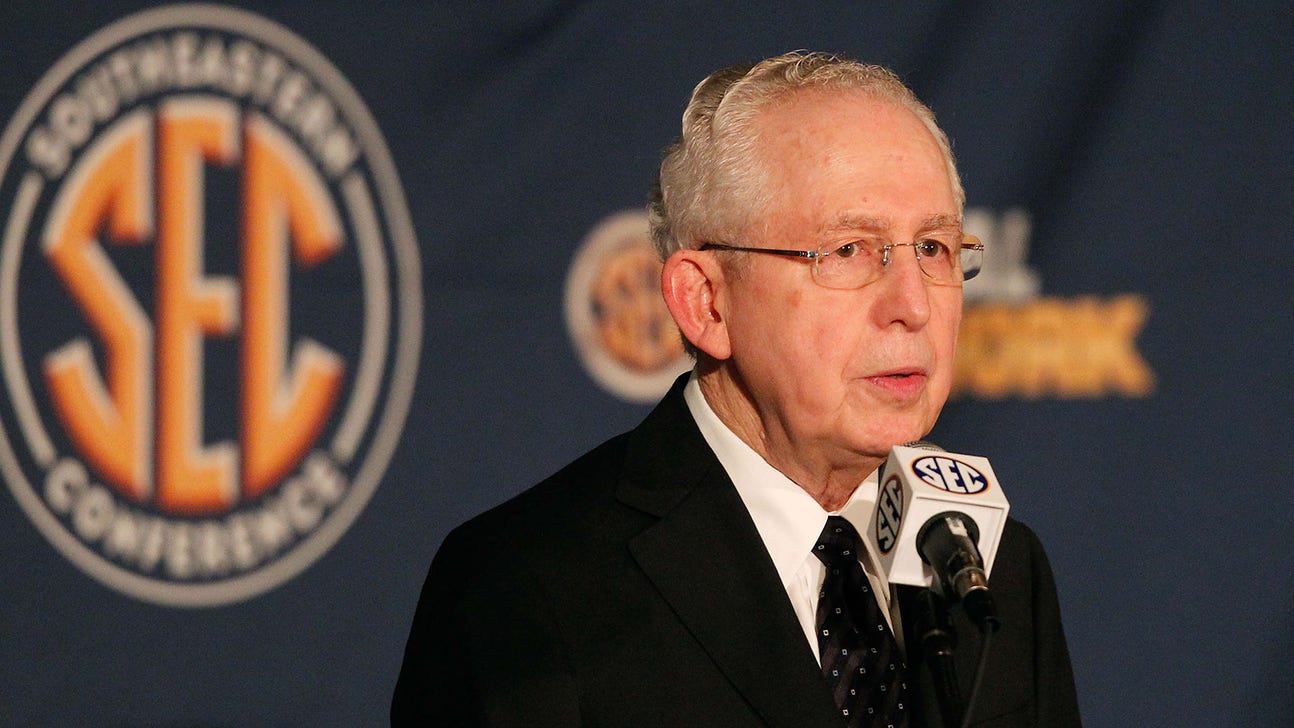 Alabama raising awareness for prostate cancer with helmet decal