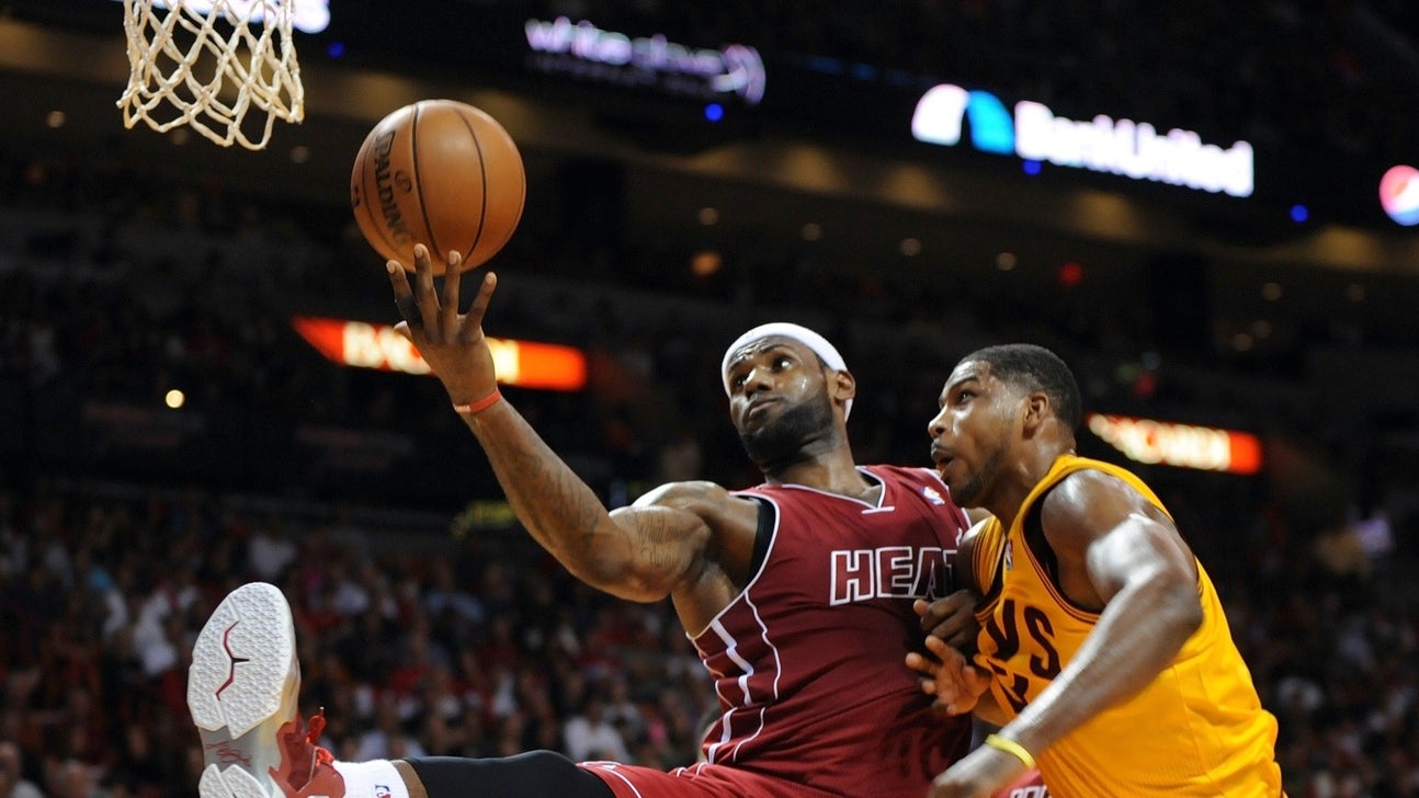 James scores 25 as Heat hold off Cavs, 114-107