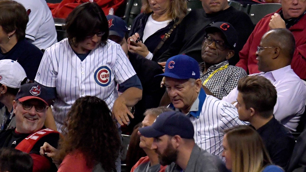 Die-hard Cubs fan sitting with Bill Murray at World Series says they 'really hit it off!'