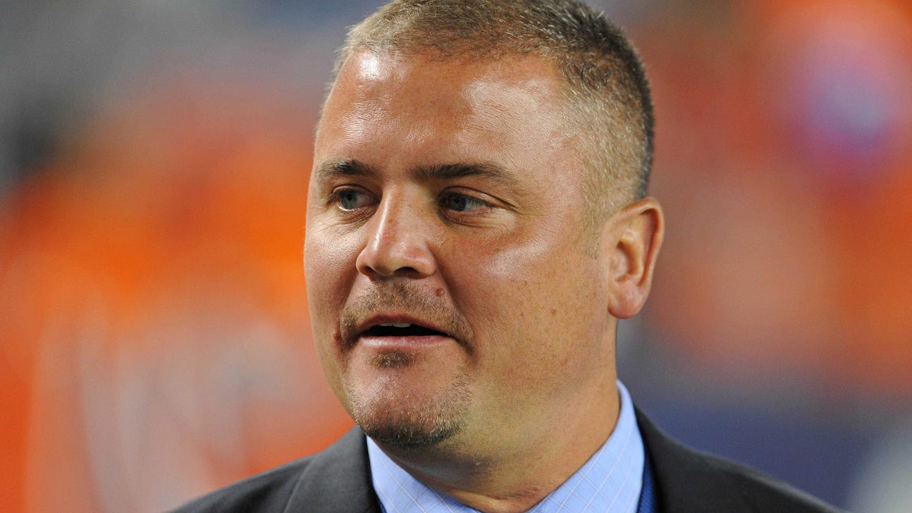 Brian Xanders interviews with Dolphins