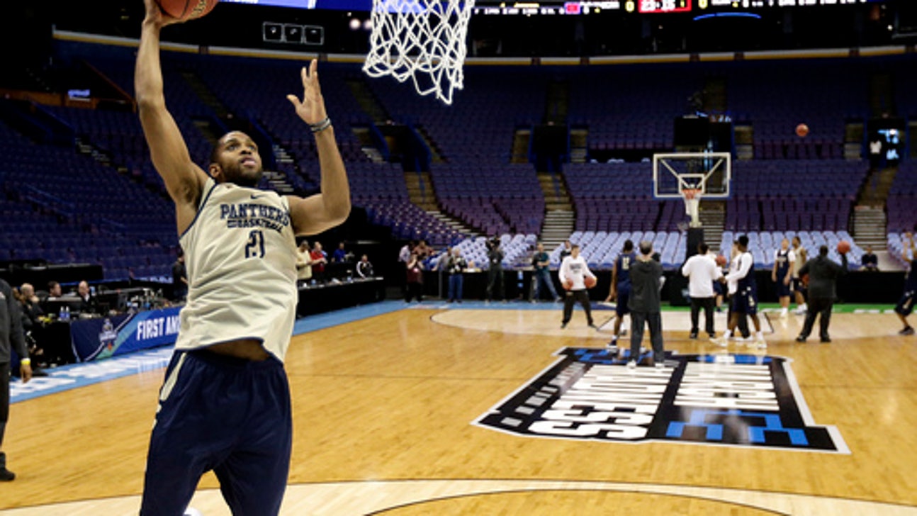 The Latest: Vegas bettors going heavily for Dayton