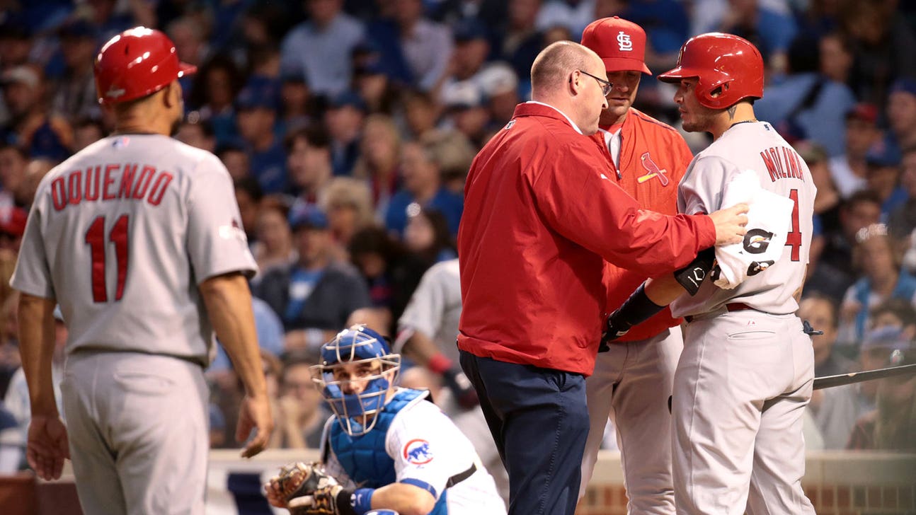 Cardinals' Molina undergoes second thumb surgery