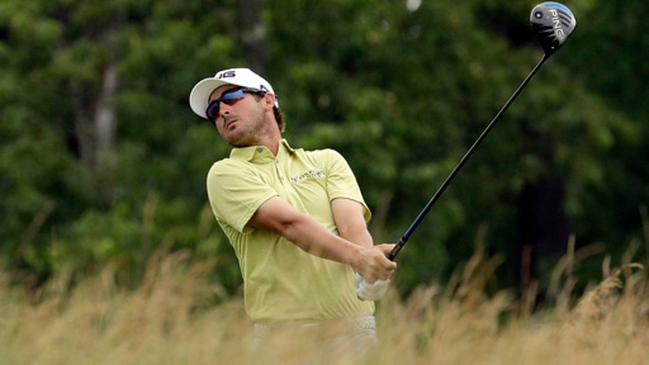 The Latest: Hot starters Landry and DeChambeau cool off