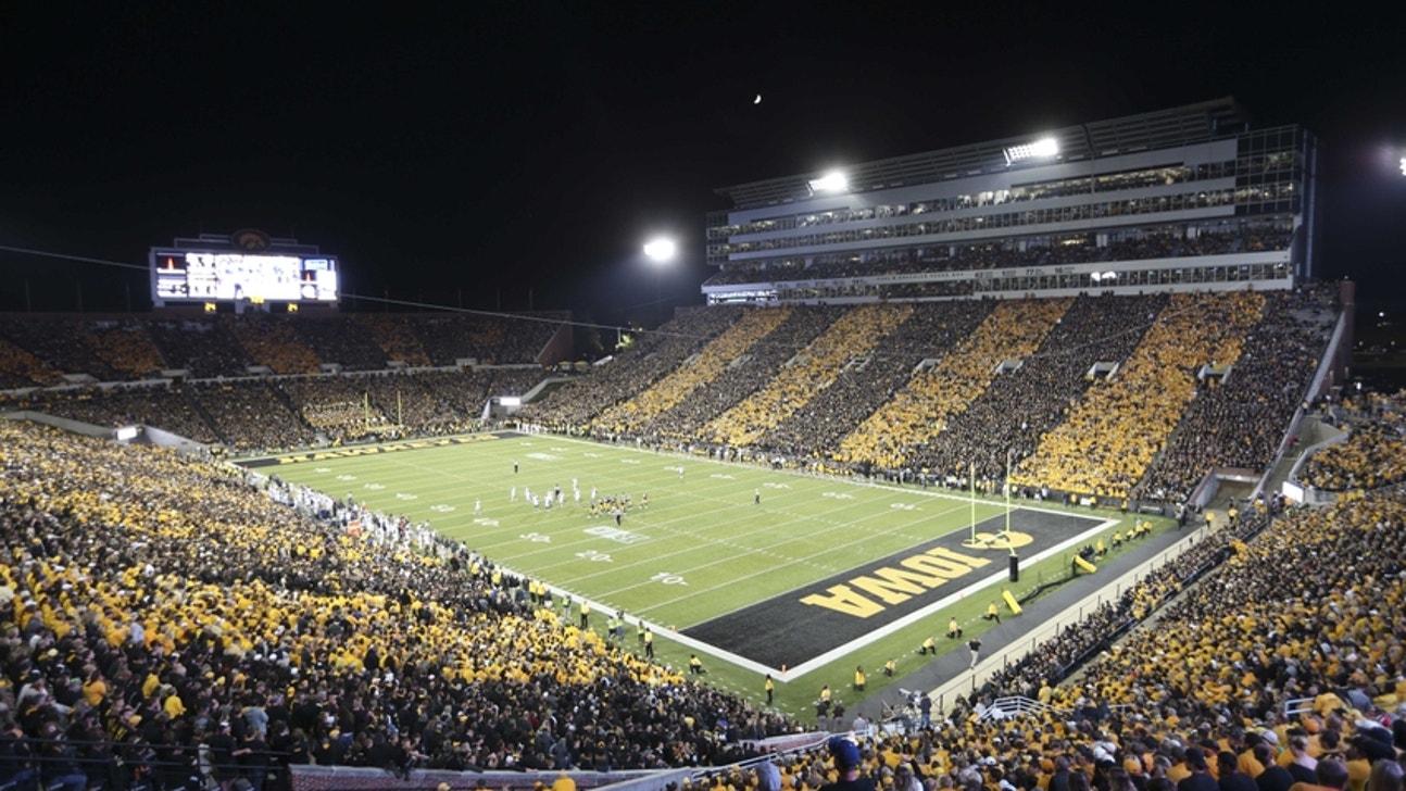 Wisconsin Badgers at Iowa Hawkeyes: Game Info, TV, Live Stream, Odds and More