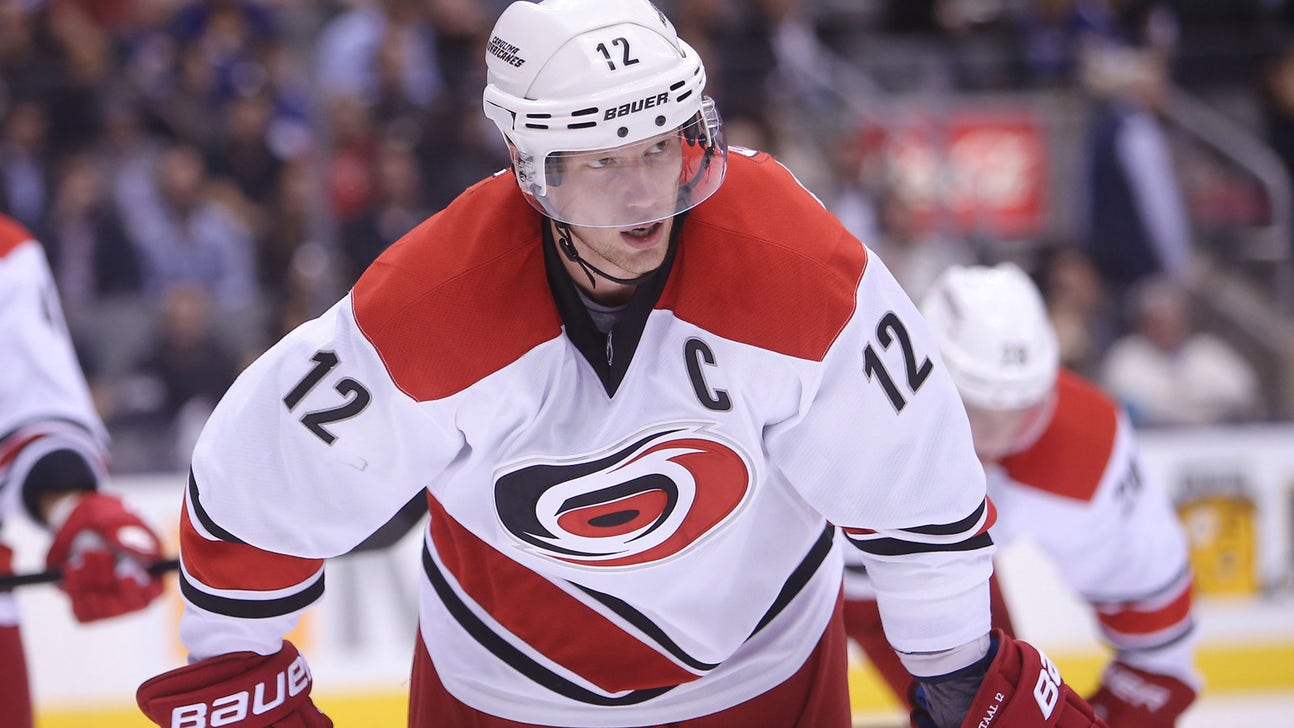 Report: Hurricanes captain Eric Staal asking for $9M per season