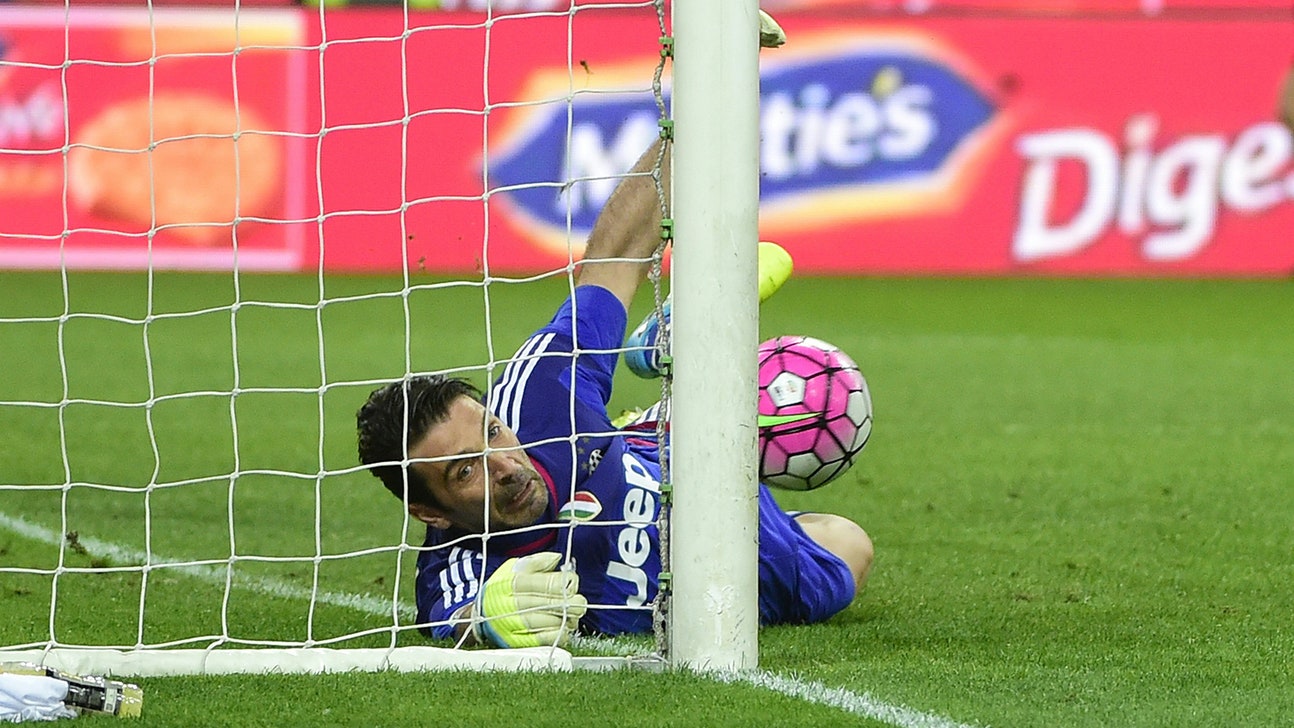 Gianluigi Buffon makes insane save as he continues to age backward