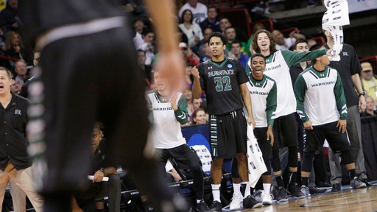 No. 13 seed Hawaii shocks No. 4 seed California 77-66
