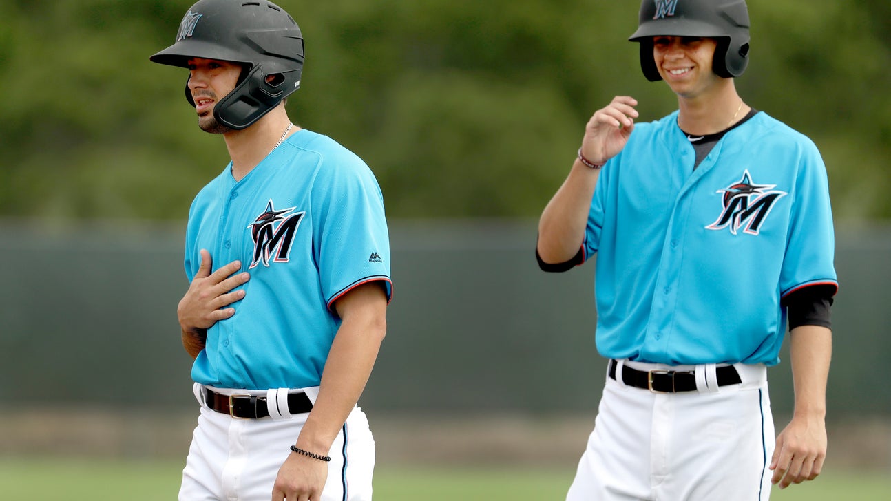 Marlins leading trend in MLB teaching Spanish throughout their organization