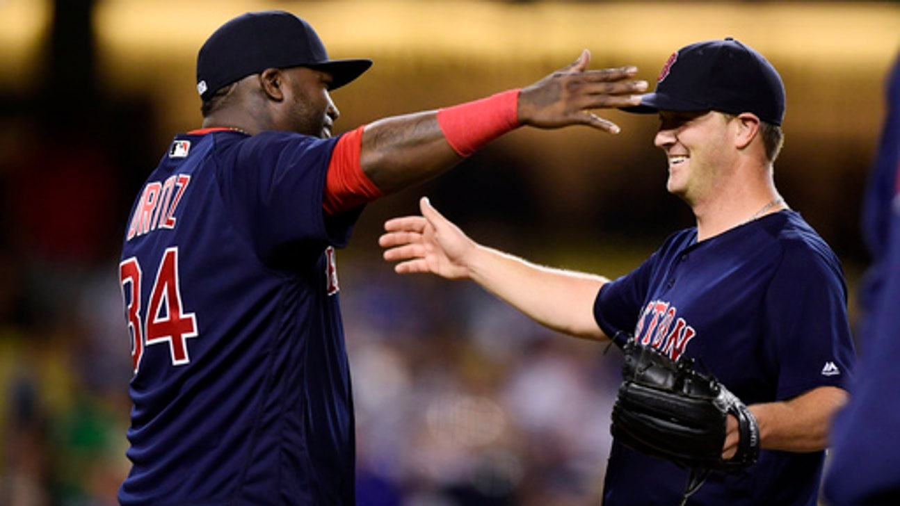 Wright throws 3-hitter, Red Sox beat Dodgers 9-0